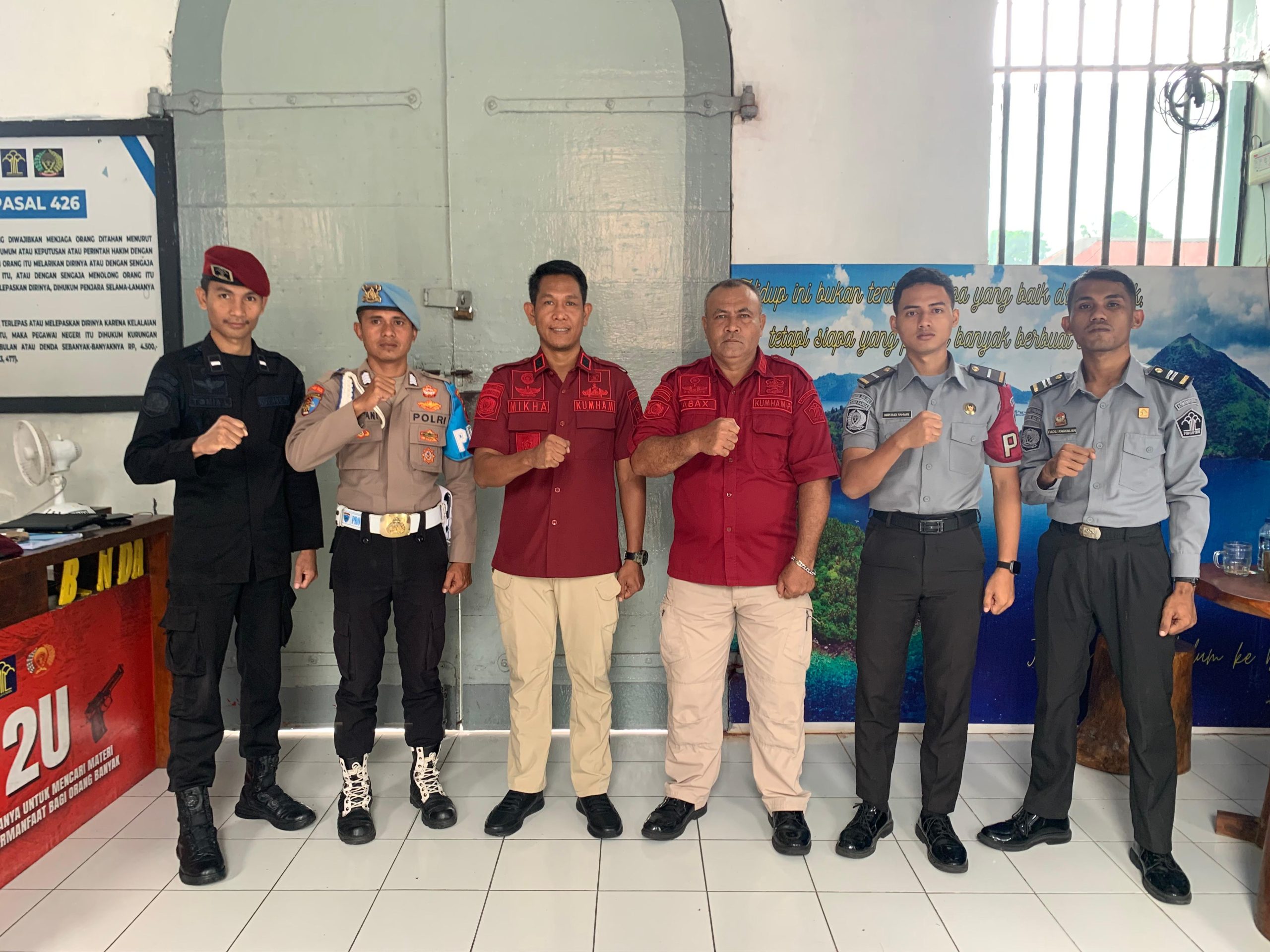 Lapas Bandanaira dan Polsek Banda Gelar Patroli Sambang Ciptakan Keamanan Kondusif